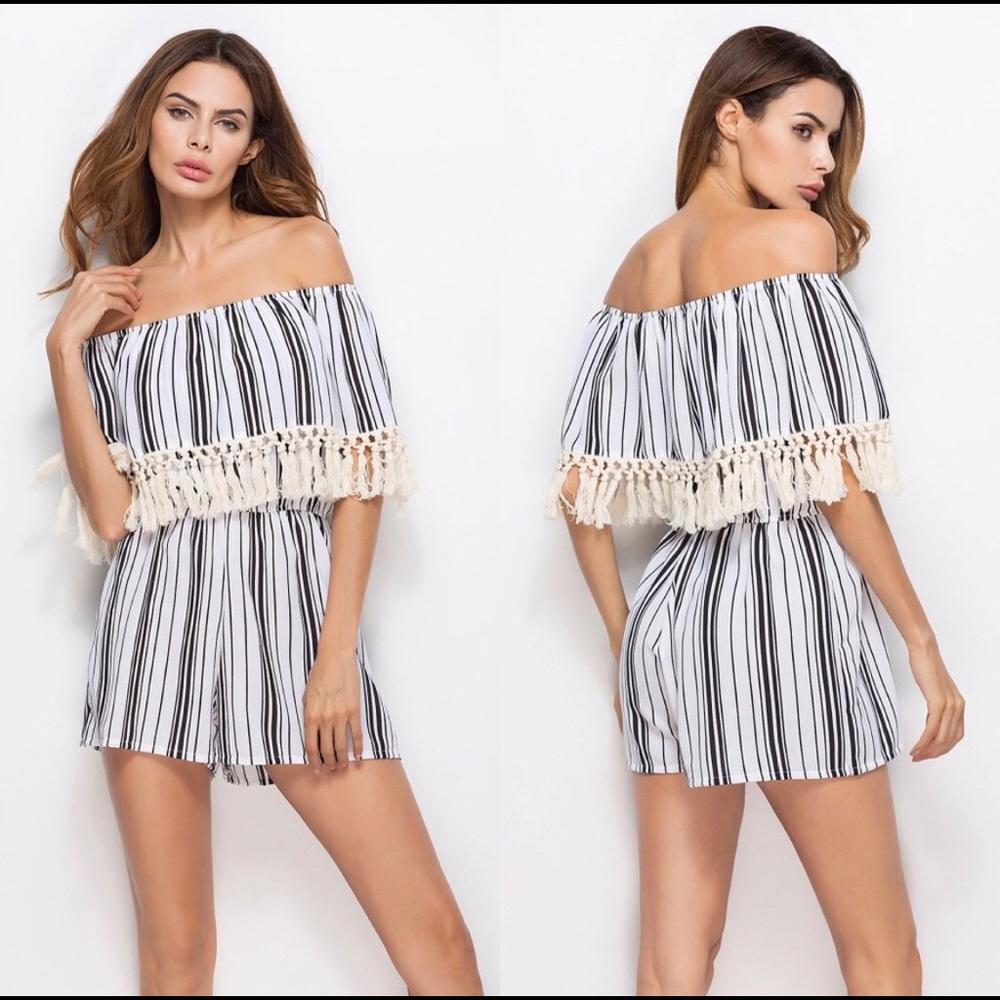 🔥🔥 Black & White Striped Tassel Romper 🔥🔥
